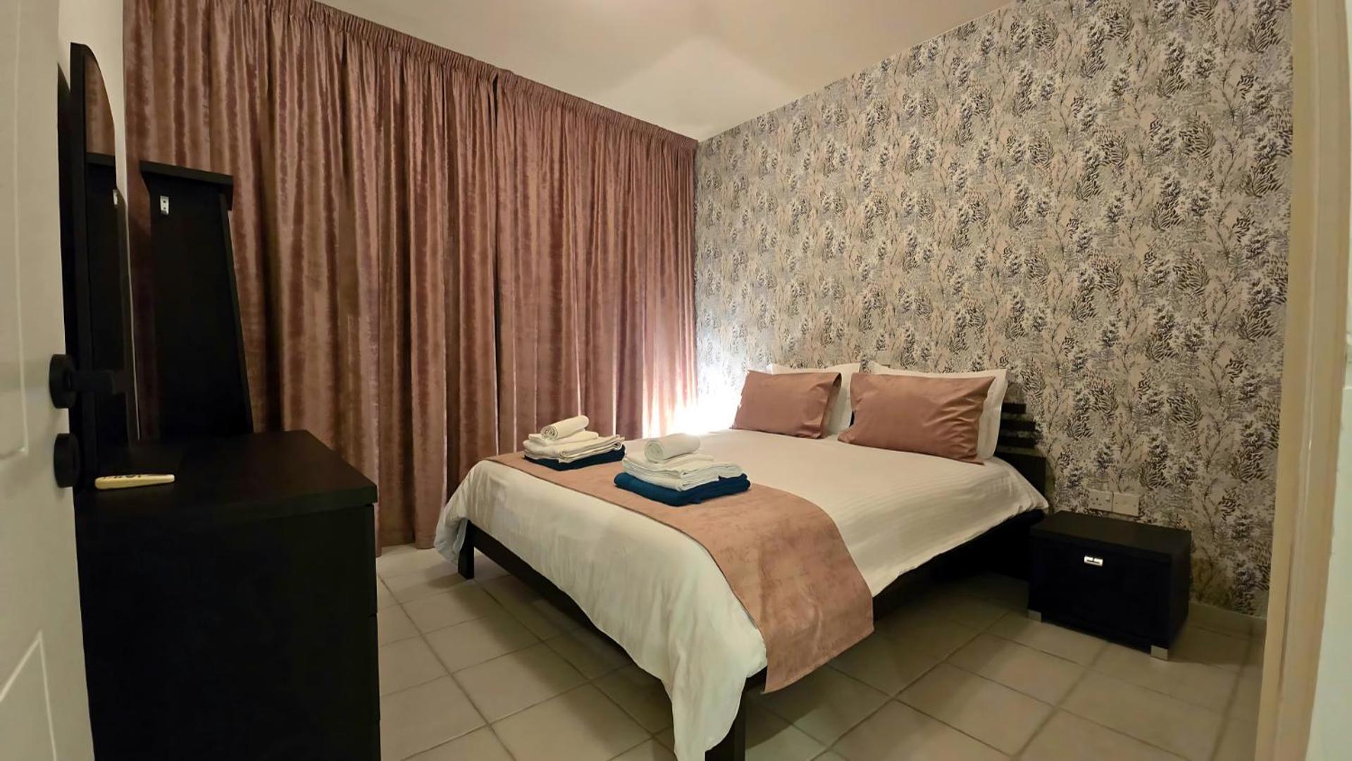 Holiday In Paphos, Prime Location Resort Pools, Jacuzzis, Harbor & 300M To The Beach Екстер'єр фото
